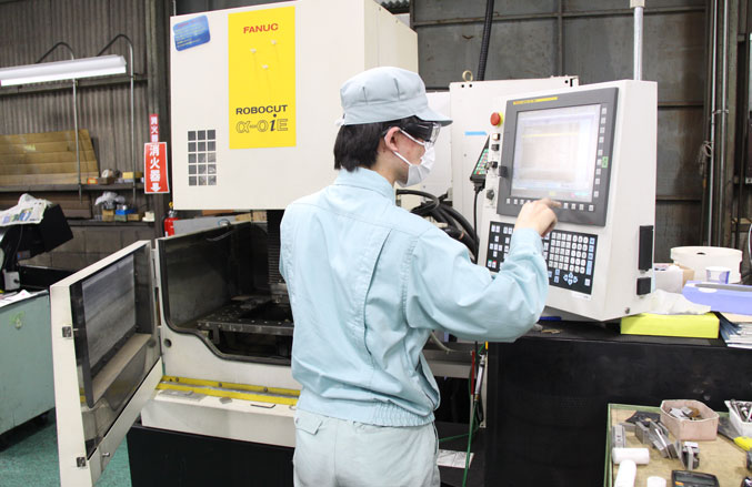 FANUC ROBO CUT α-0iE